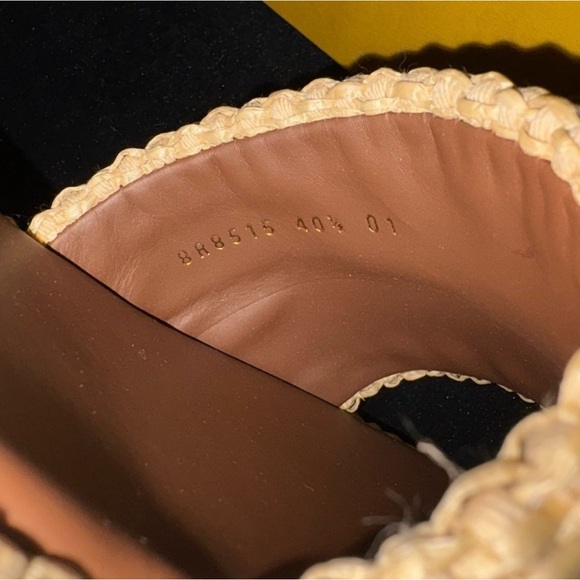 Fendi Roma Raffia Slides – Women’s Size 40.5 (US 10.5) – New With Box - Picture 3 of 5